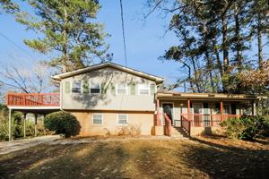 featured image of 3334 Heatherwood Ln Sw