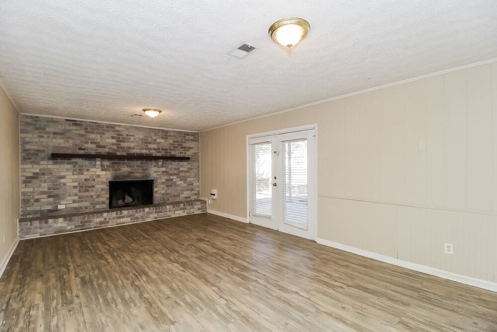3334 Heatherwood Ln Sw - Photo 4 of 17