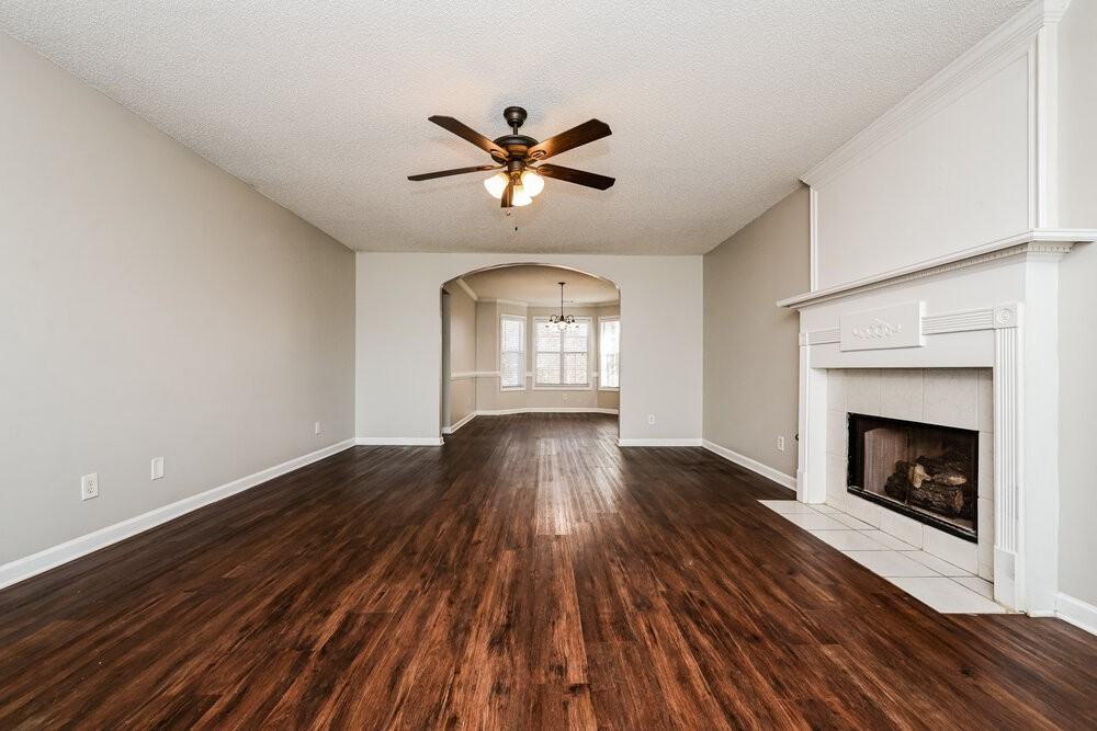 315 Hunters Chase - Photo 4 of 17