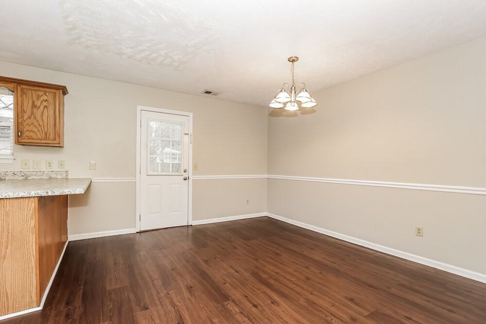 515 Gammon Ln - Photo 6 of 17