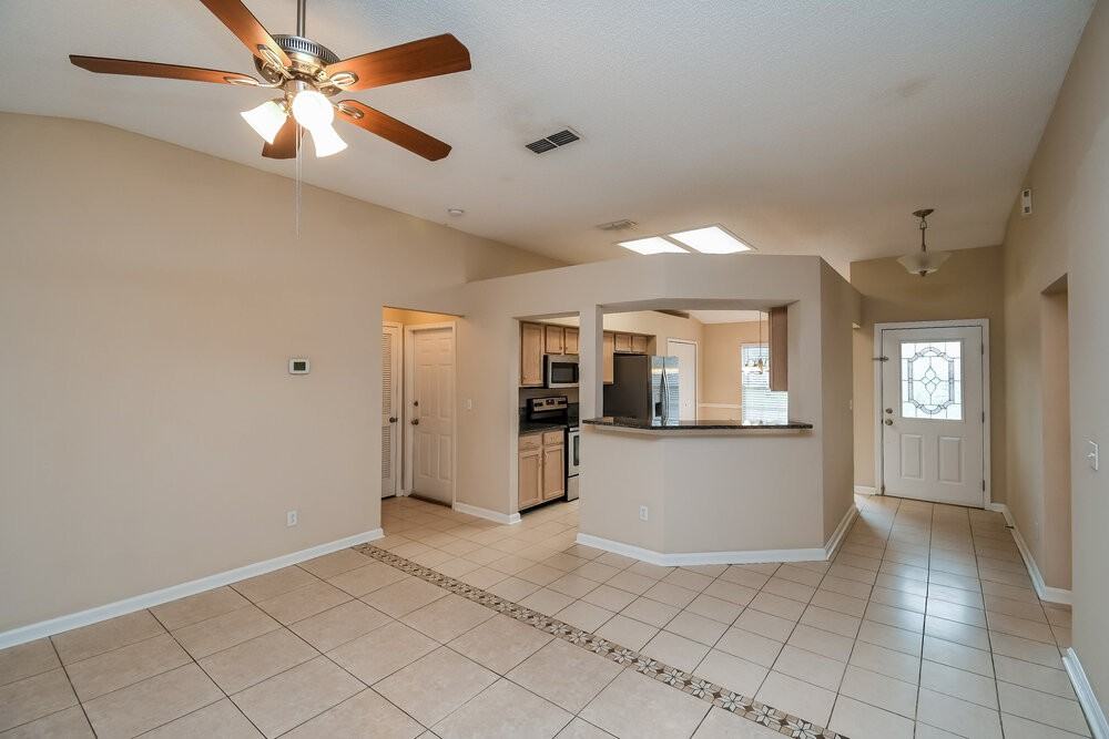 7835 Longhorn Cir E - Photo 5 of 16