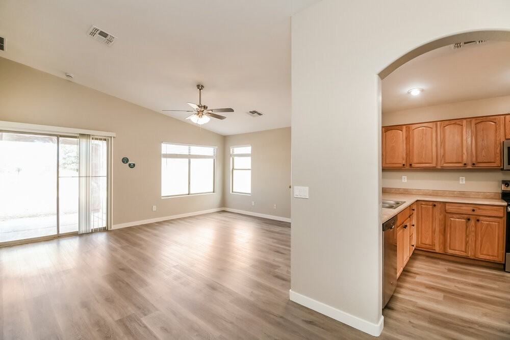 2726 E Desert Rose Trl - Photo 3 of 16