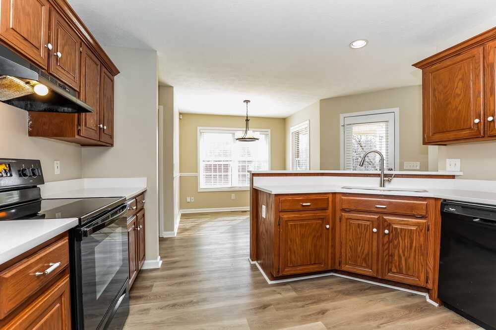 3003 Potts Xing - Photo 7 of 17