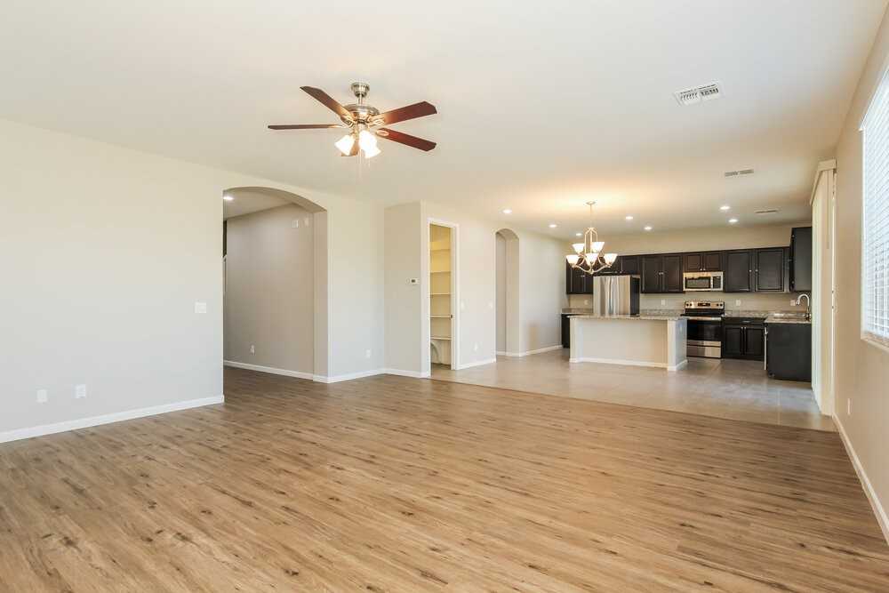 20698 E Canary Way - Photo 5 of 17