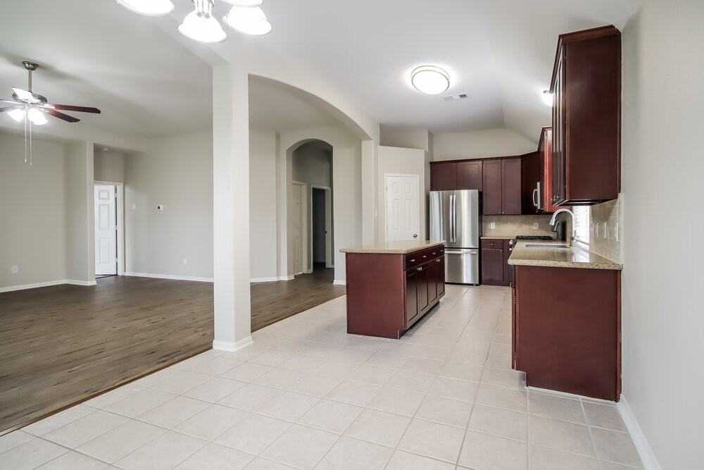 14514 Red Mulberry Ln - Photo 6 of 16