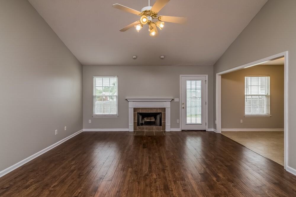 1817 Packard Ct - Photo 2 of 15