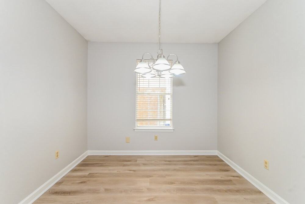 1622 Raybrad Dr - Photo 6 of 16