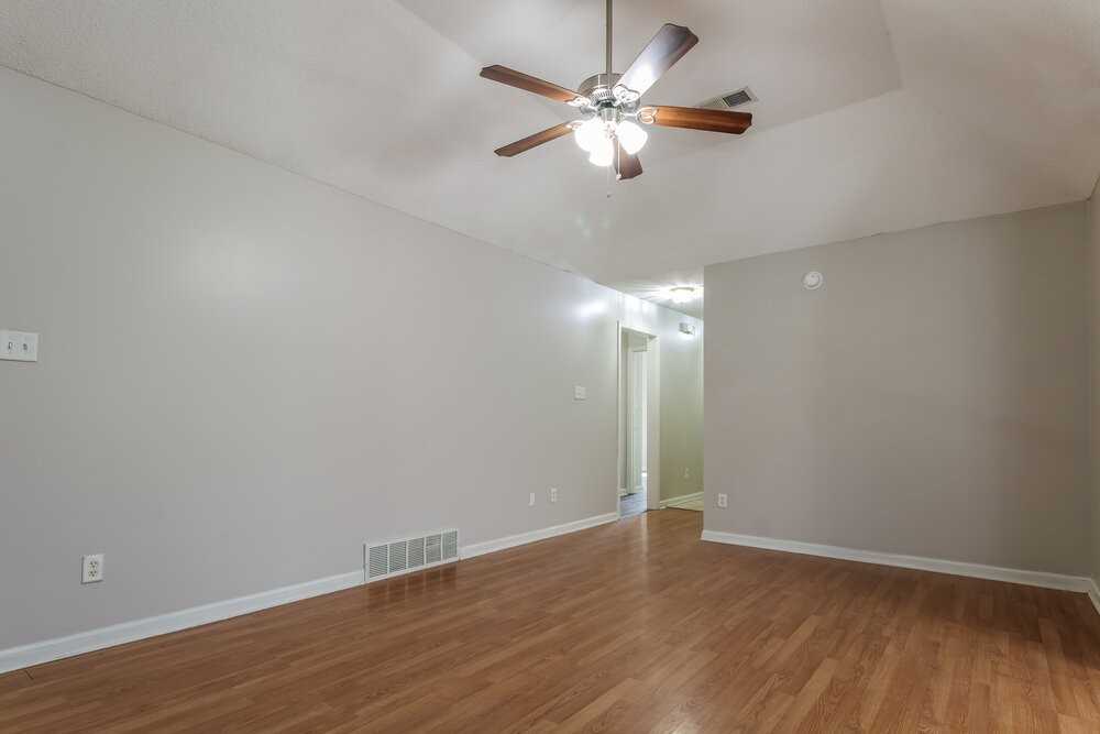 1161 Cross Valley Cv - Photo 5 of 16