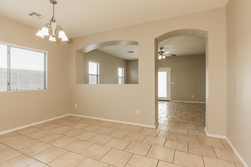 1809 W Dugan Dr - Photo 5 of 16