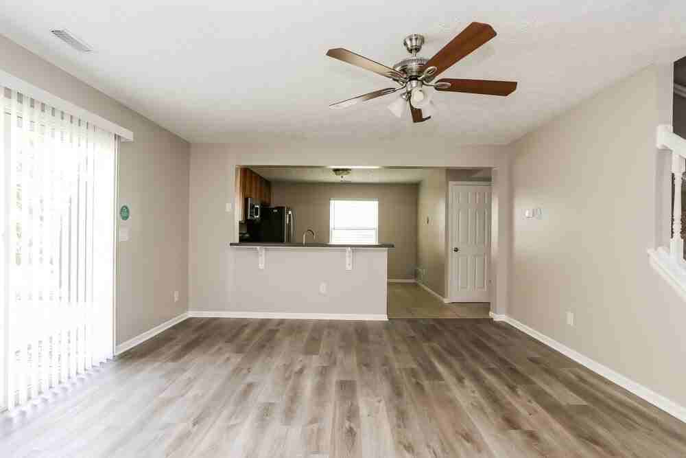 5800 Brinkwater Blvd - Photo 7 of 16