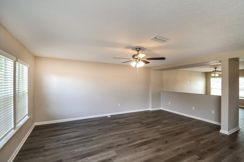 11504 Bonnie Lakes Ct - Photo 7 of 16
