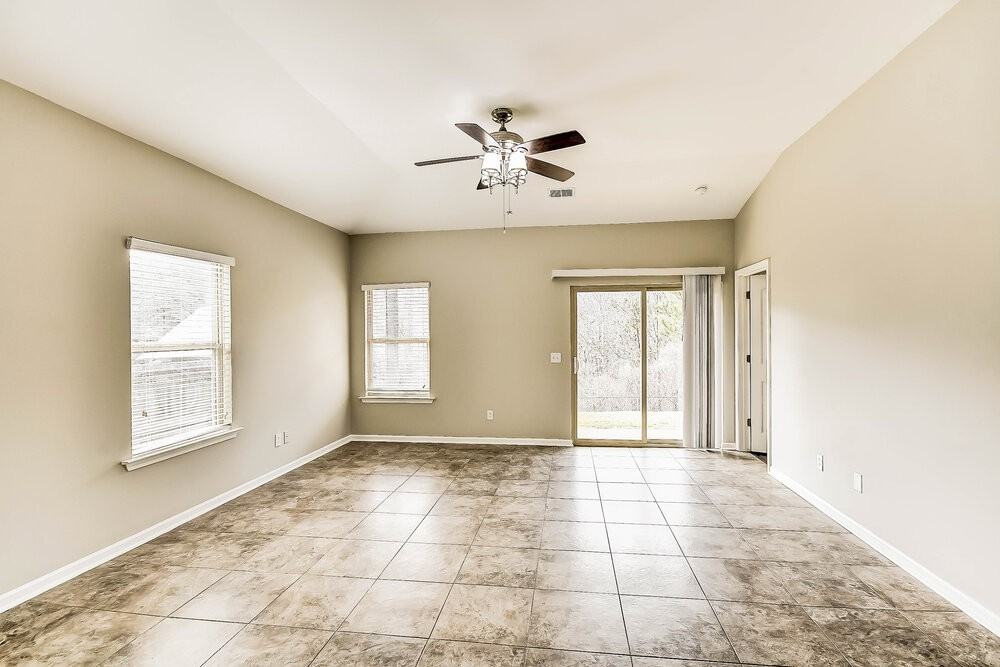 120 Village Springs Cv - Photo 3 of 16