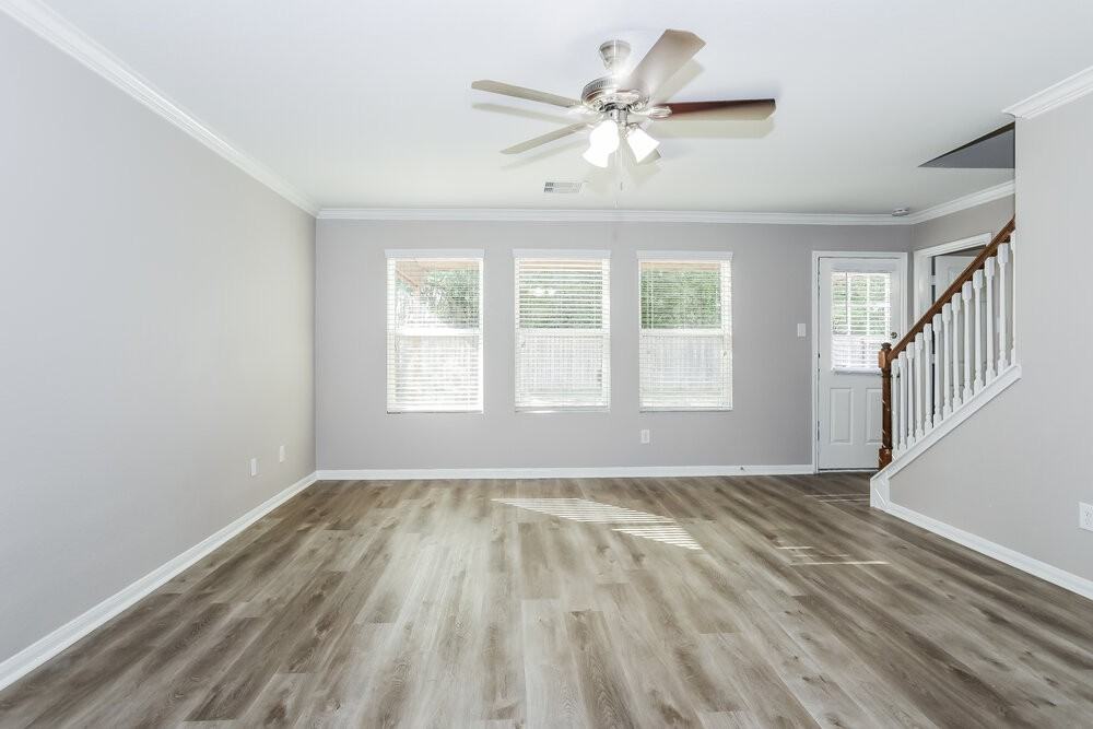 16750 Warbler Dr - Photo 4 of 17