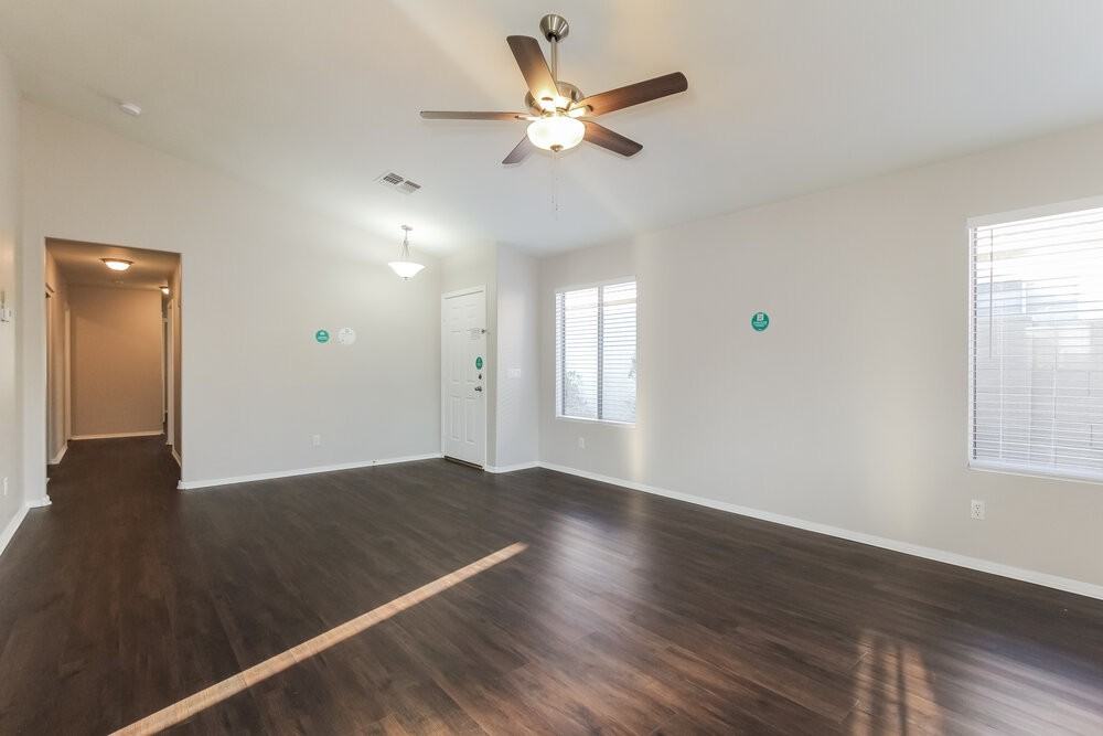 11357 W Loma Blanca Dr - Photo 3 of 16