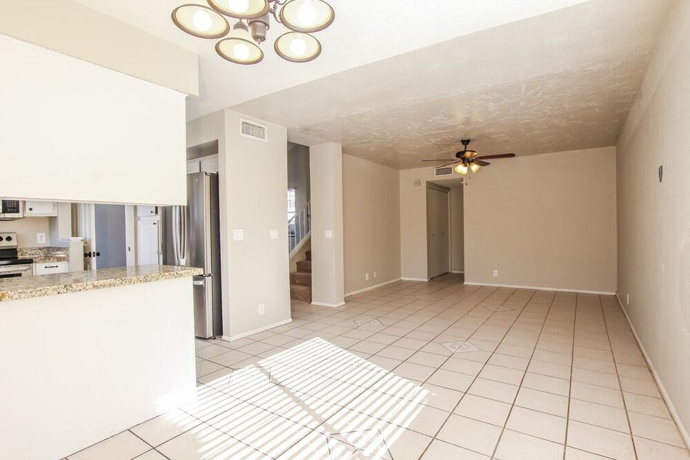 19406 N 76th Dr - Photo 6 of 17