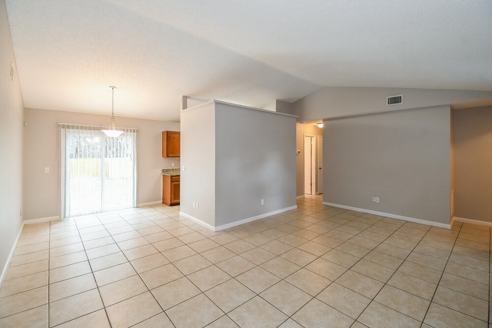 5159 Beige St - Photo 4 of 16