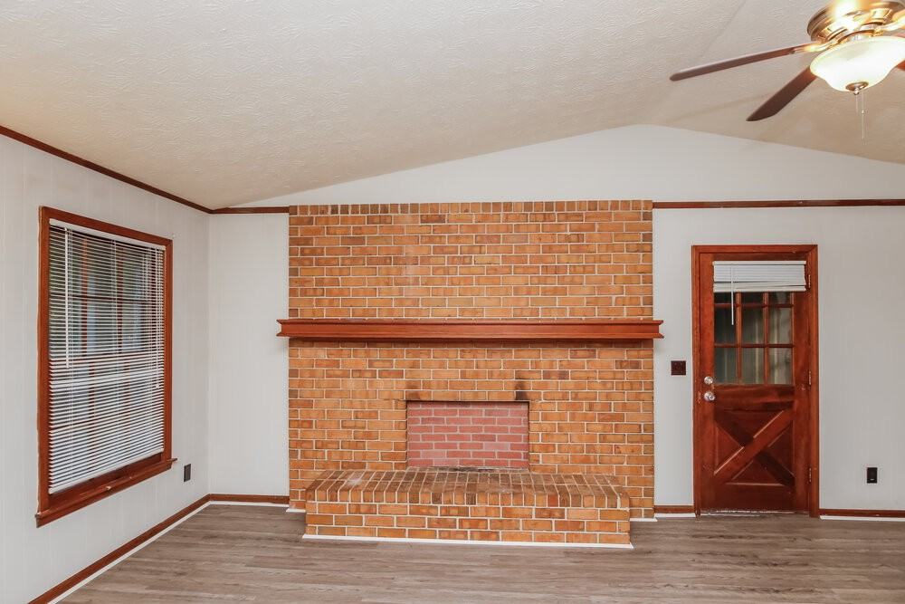 2377 Buckley Ct - Photo 7 of 25