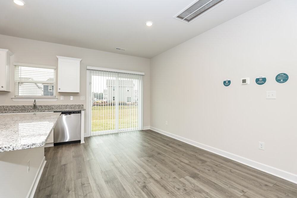 2335 Valverde Way - Photo 6 of 17