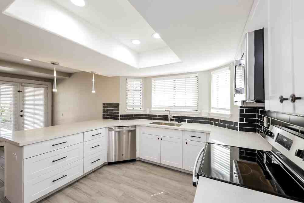 1626 E Villa Theresa Dr - Photo 7 of 17