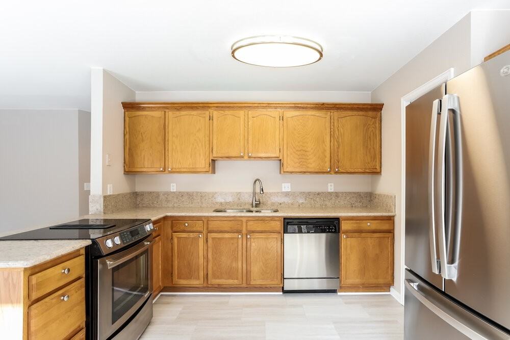 4884 S Bahama Way - Photo 7 of 18