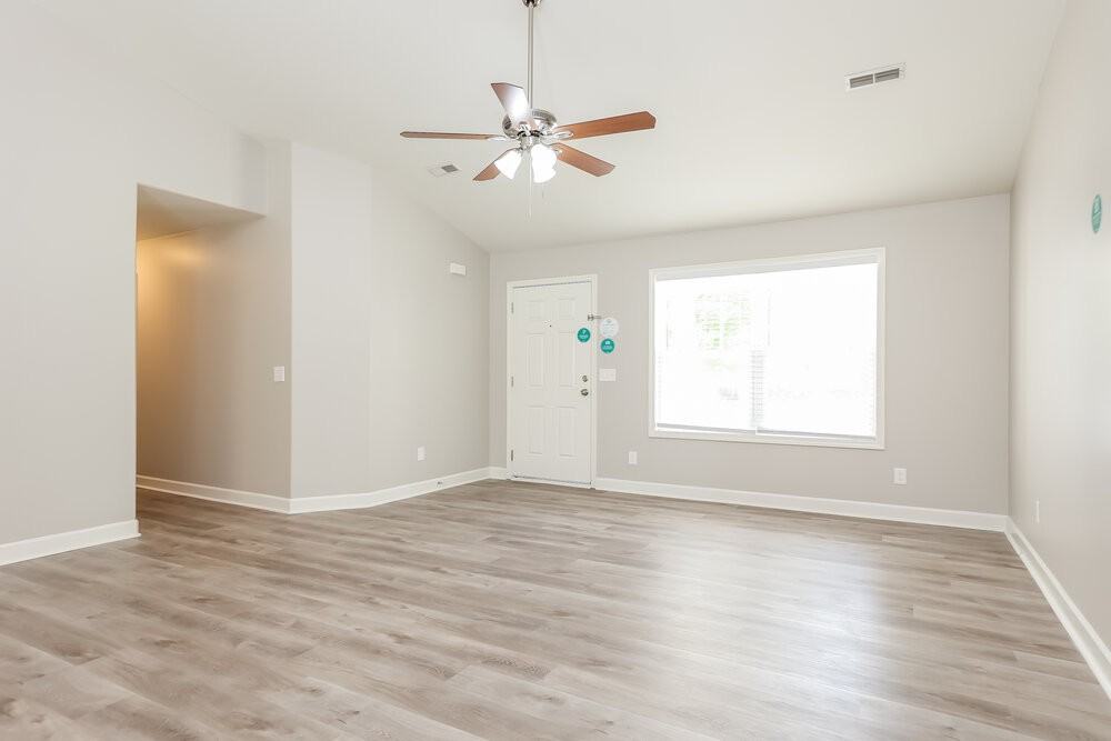 2002 Owl Ct - Photo 4 of 16