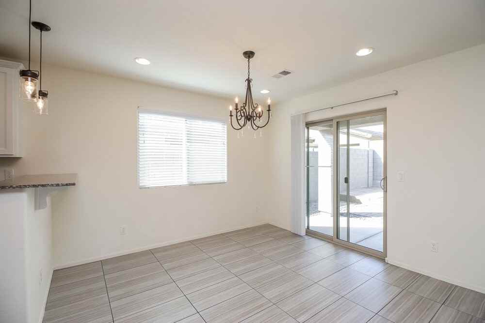 1896 W Expressman St - Photo 6 of 17