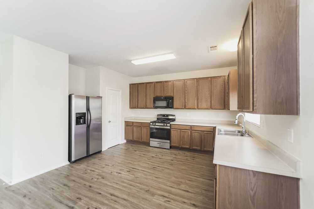 6619 Ruth Ferrell Ct - Photo 7 of 17