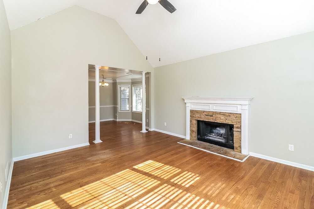 2054 Spicers Ln - Photo 5 of 17