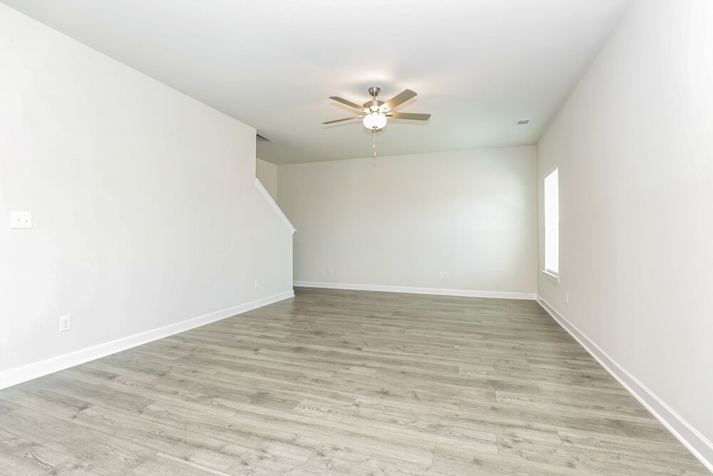 2307 Valverde Way - Photo 5 of 17
