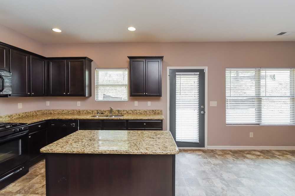 929 Walking Stick Trl - Photo 6 of 32