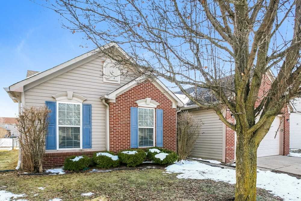 2361 Cole Wood Ct - Photo 3 of 16