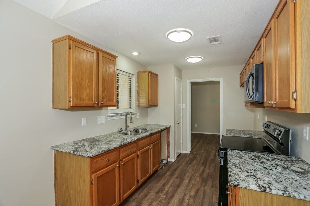 6639 Mountain Cedar Ln - Photo 7 of 16