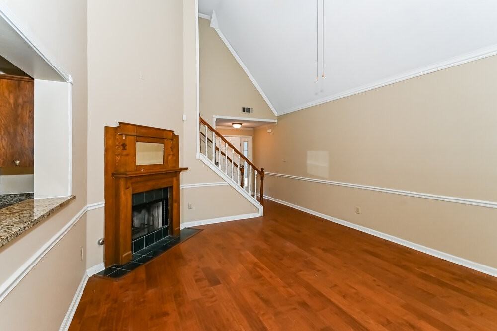 1022 Appling Meadow Dr - Photo 4 of 17