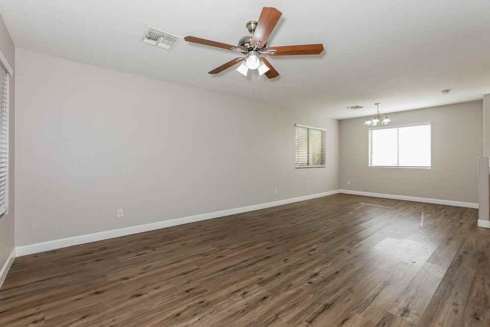 1071 E Desert Moon Trl - Photo 5 of 17