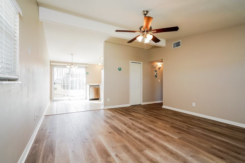 8199 Coco Solo Ave - Photo 4 of 16