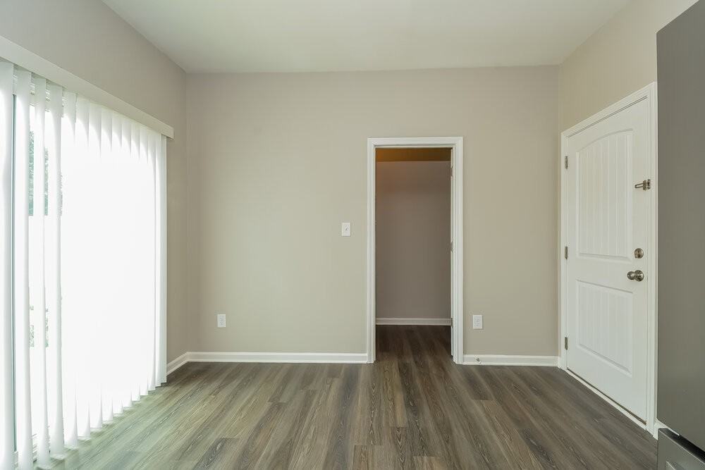 408 Deer Grove Trl - Photo 6 of 17