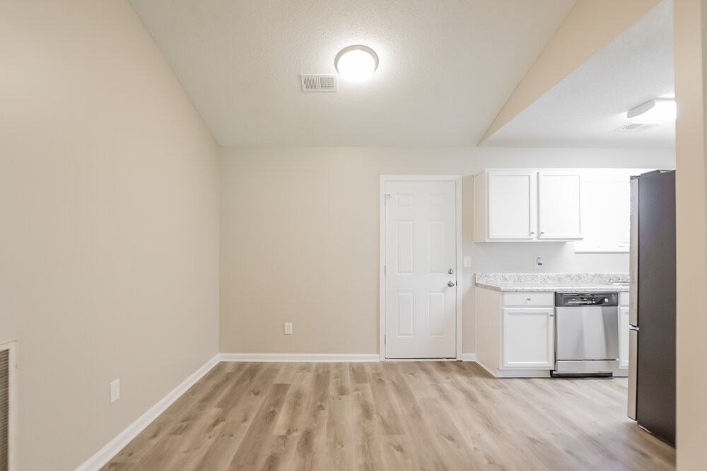 955 Sugar Valley Rd Sw - Photo 5 of 16