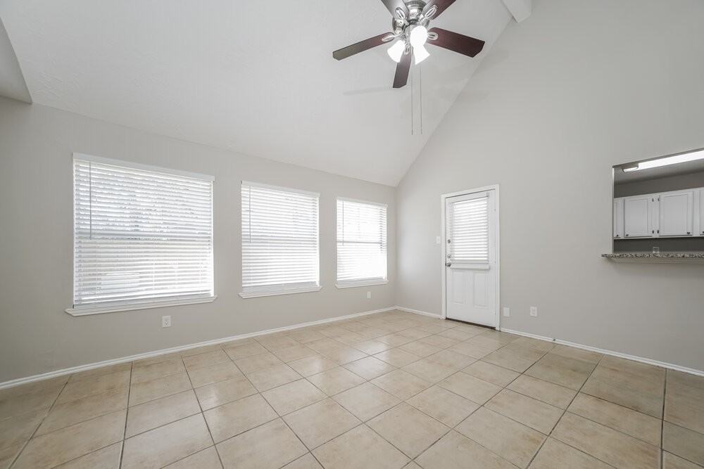 4017 Hunnington Dr #A1 - Photo 4 of 17