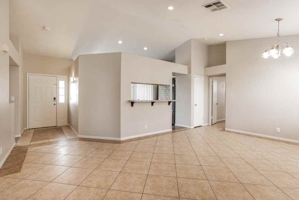 6400 Cosmo Ln - Photo 4 of 16