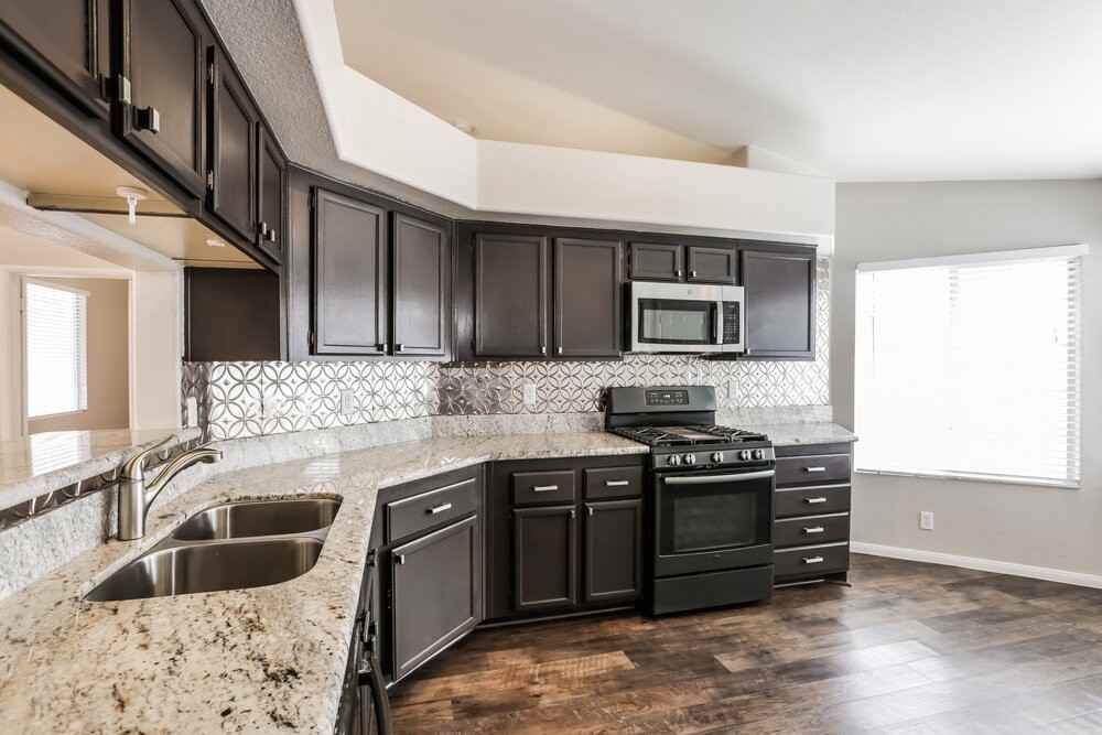 6400 Cosmo Ln - Photo 7 of 16