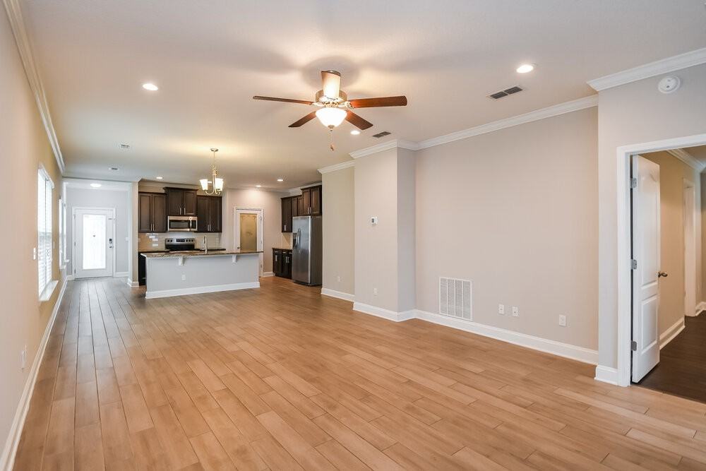 8116 Dancing Fox St - Photo 4 of 16