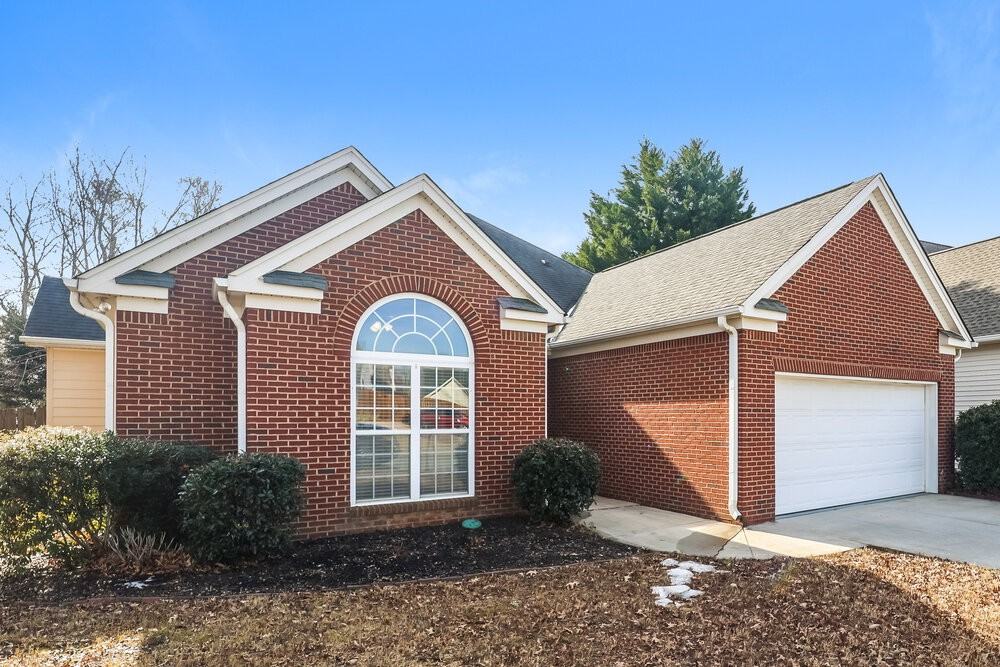 31 Village Park Dr - Photo 3 of 16