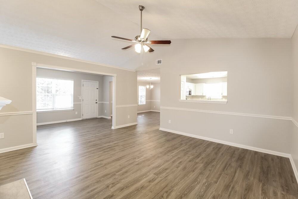 1386 Tullifenney Ct - Photo 4 of 16