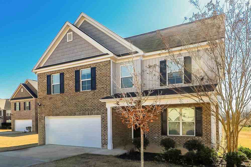920 Piedmont Dr - Photo 4 of 17