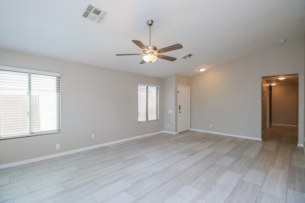 1037 W 7th Ave - Photo 6 of 16