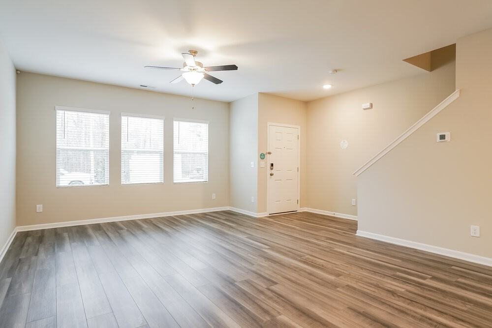 379 Stone Arbor Way - Photo 4 of 17