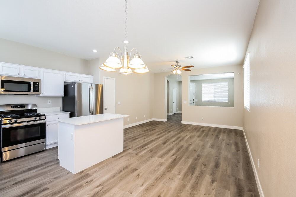 1931 Giant Pine Ave - Photo 4 of 16