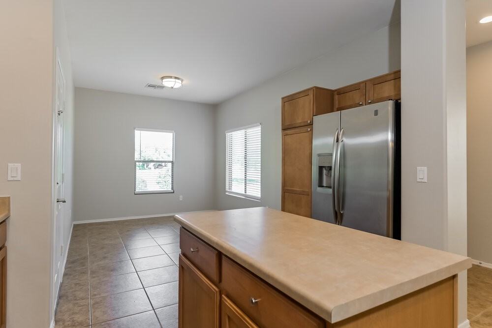 873 W Calle Muro Fuerte - Photo 6 of 16