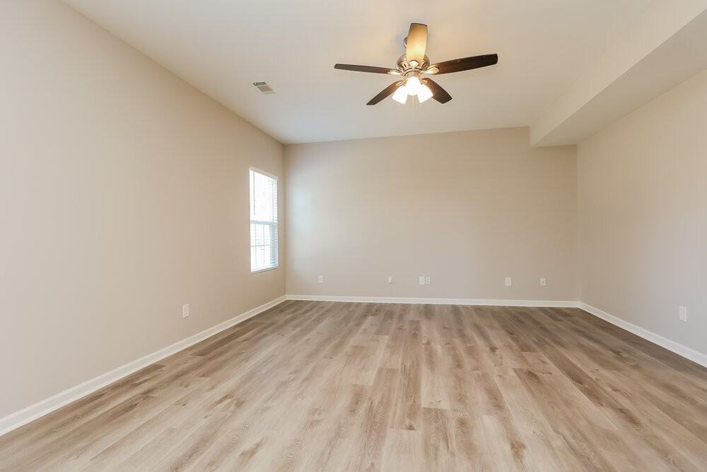 5320 Ryan Allen Cir - Photo 5 of 17
