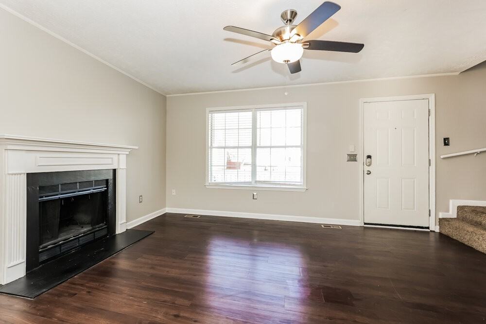 401 Shadylake Dr - Photo 5 of 17